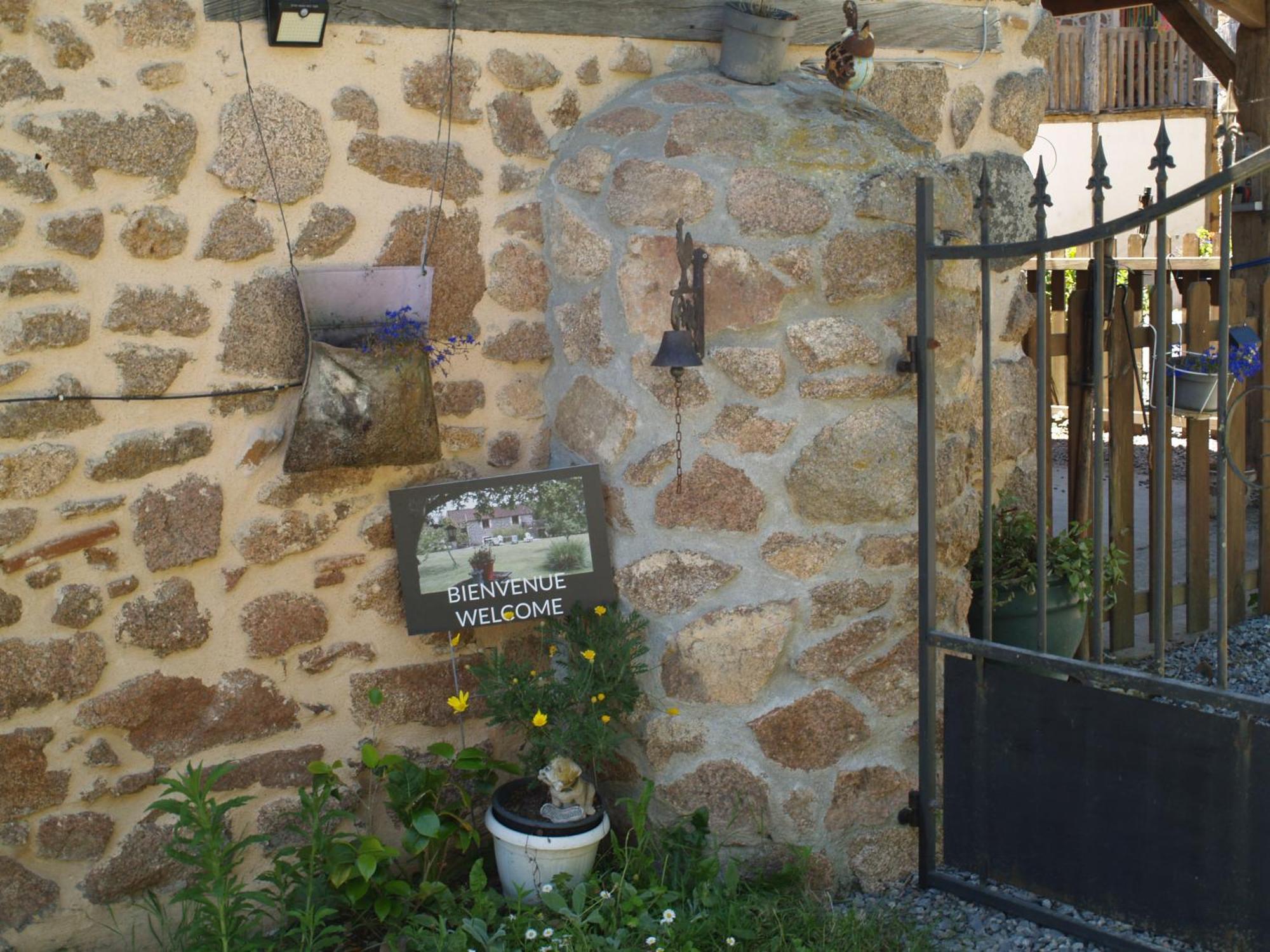 Tranquille Vienne Gites A Chirac Dept Charente Exteriér fotografie